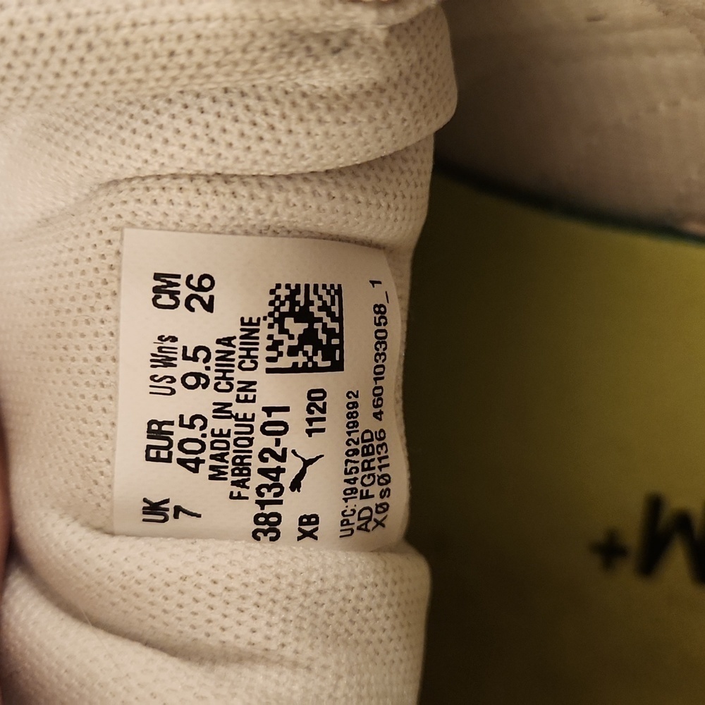 Women’s Puma Skye Tape 9.5 White Sneaker with Neon Yellow accents. - Picture 7 of 10